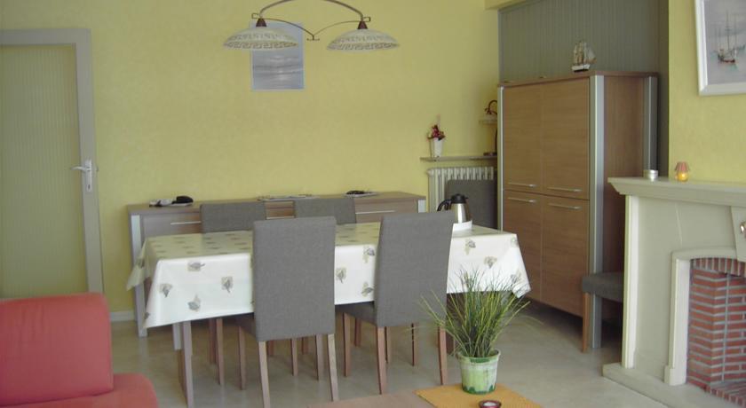 Apartment Hertstraat Остенде Номер фото